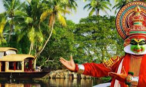 Why Kerala is famous for tourism?